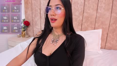 Snapshot of katrina_baurii chatting on 01-25-25, 04:24 katrina online show from 01-25-25, 04:24