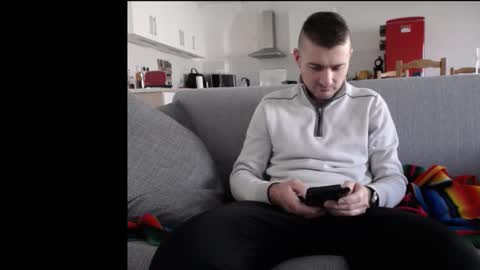 Snapshot of katsufr chatting on 02-04-25, 10:54 demyx online show from 02-04-25, 10:54