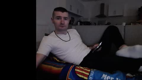 Snapshot of katsufr chatting on 02-12-25, 07:34 demyx online show from 02-12-25, 07:34