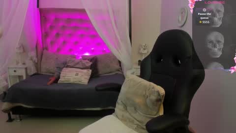 Snapshot of kattarina_ chatting on 09-12-25, 10:48 kattarina_ online show from 09-12-25, 10:48