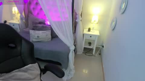 Snapshot of kattarina_ chatting on 09-17-25, 11:01 kattarina_ online show from 09-17-25, 11:01