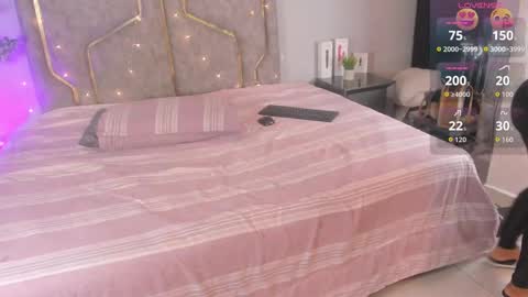 Katerine online show from 09-18-25, 03:41