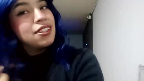 Snapshot of kattexxx chatting on 09-25-25, 04:27 kattexxx online show from 09-25-25, 04:27