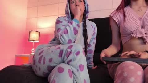 Snapshot of kattexxx chatting on 10-30-25, 05:42 kattexxx online show from 10-30-25, 05:42