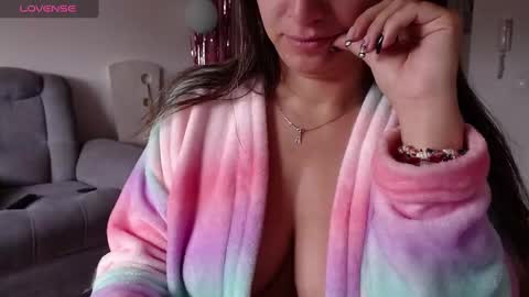 Snapshot of kattie_love chatting on 02-15-25, 12:54 kattie online show from 02-15-25, 12:54