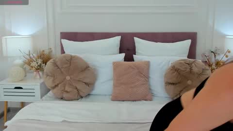 Snapshot of kattiwong chatting on 09-20-25, 12:28 Katti online show from 09-20-25, 12:28
