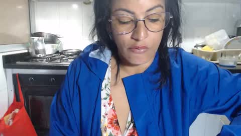 KattleyaGrey online show from 09-26-25, 02:43