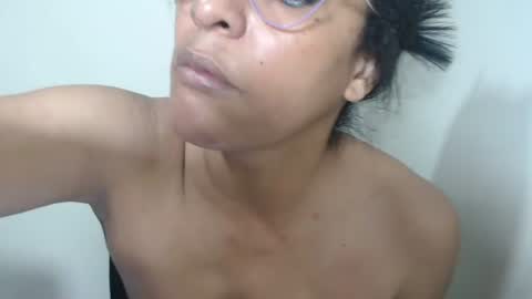 Snapshot of kattleyagray chatting on 07-12-26, 01:35 KattleyaGrey online show from 07-12-26, 01:35