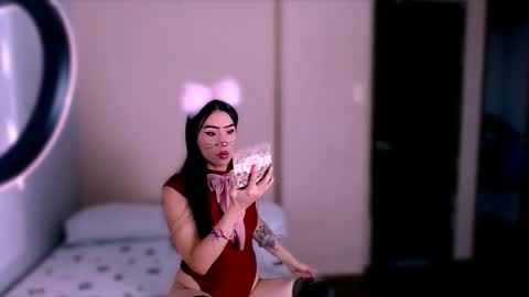 Snapshot of katty_ling chatting on 10-23-25, 07:45 katty_ling online show from 10-23-25, 07:45