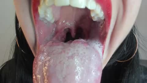 Snapshot of katty_mouth chatting on 11-08-25, 09:13 Katty online show from 11-08-25, 09:13