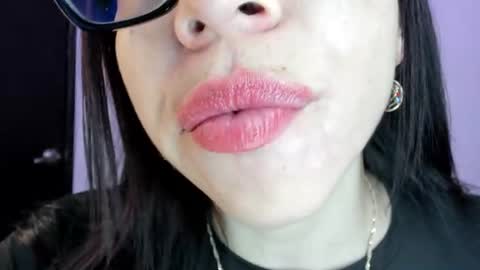 Snapshot of katty_mouth chatting on 06-21-26, 04:20 Katty online show from 06-21-26, 04:20