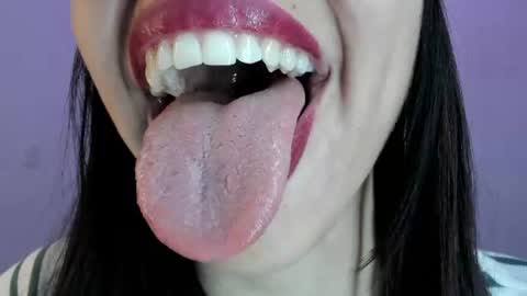 Snapshot of katty_mouth chatting on 06-22-26, 07:44 Katty online show from 06-22-26, 07:44
