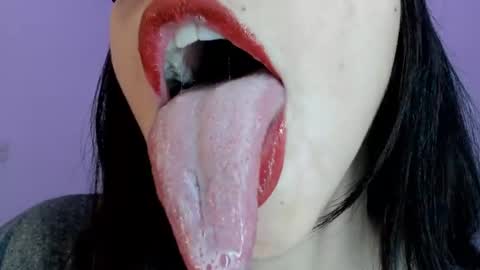 Snapshot of katty_mouth chatting on 06-29-26, 05:35 Katty online show from 06-29-26, 05:35