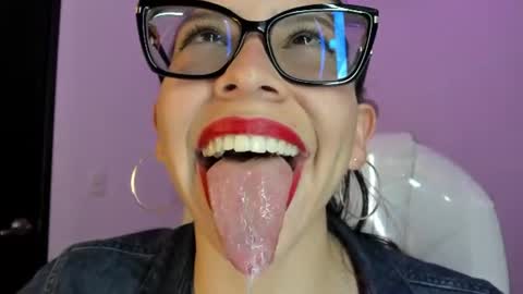 Snapshot of katty_mouth chatting on 07-01-26, 05:23 Katty online show from 07-01-26, 05:23