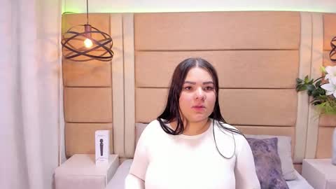 Snapshot of kattyarogers chatting on 10-26-25, 12:00 KattyaRogers online show from 10-26-25, 12:00