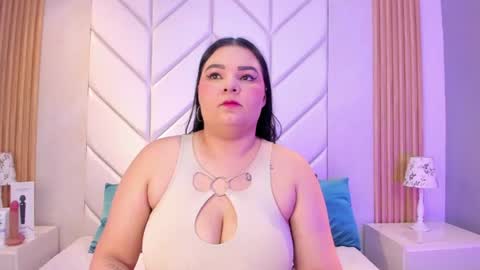 Snapshot of kattyarogers chatting on 06-15-26, 08:55 KattyaRogers online show from 06-15-26, 08:55