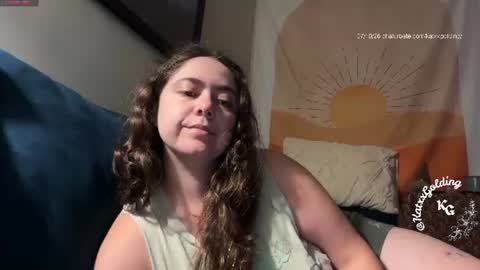 Snapshot of katxxgolding chatting on 07-10-26, 11:02 Princesse Kat online show from 07-10-26, 11:02