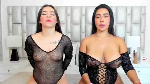 Snapshot of katy_and_paola chatting on 02-20-25, 07:52 katy blonde girl and paola big boobs online show from 02-20-25, 07:52