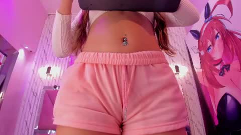 Snapshot of katy_bennet chatting on 06-10-26, 12:26 katy_bennet online show from 06-10-26, 12:26