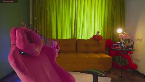 Katy      -    online show from 05-27-26, 03:14