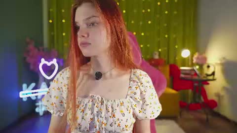 Snapshot of katy_ethereal chatting on 06-15-26, 02:58 Katy - online show from 06-15-26, 02:58