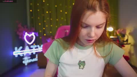 Snapshot of katy_ethereal chatting on 07-03-26, 04:52 Katy - online show from 07-03-26, 04:52