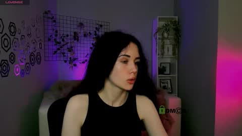 Snapshot of katy_may_ chatting on 10-08-25, 07:22 Kate online show from 10-08-25, 07:22