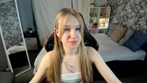 Kate online show from 12-22-25, 05:59