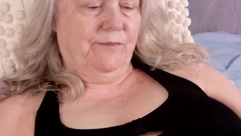 katy_nicole online show from 04-24-26, 08:00