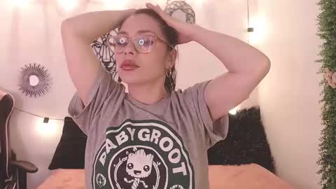 Katy Van online show from 01-21-25, 05:05
