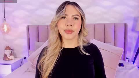 Snapshot of katya_blonde chatting on 11-19-25, 12:16 katya_blonde online show from 11-19-25, 12:16