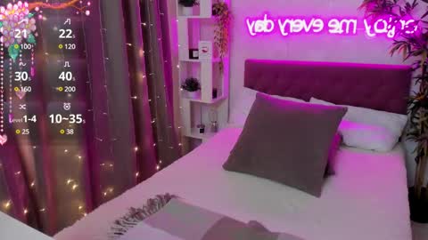 Snapshot of katyaneilson chatting on 02-26-25, 10:15 Kate online show from 02-26-25, 10:15