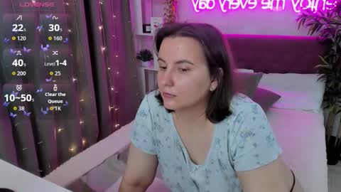 Snapshot of katyaneilson chatting on 09-11-25, 03:28 Kate online show from 09-11-25, 03:28