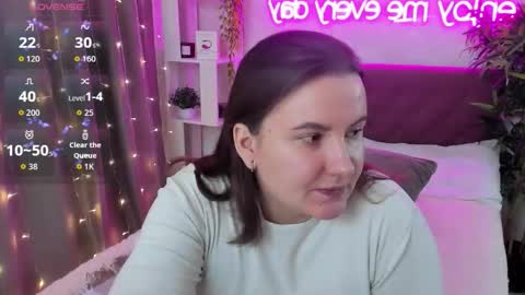 Snapshot of katyaneilson chatting on 01-16-26, 04:05 Kate online show from 01-16-26, 04:05