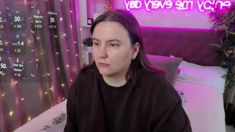 Snapshot of katyaneilson chatting on 01-17-26, 04:50 Kate online show from 01-17-26, 04:50