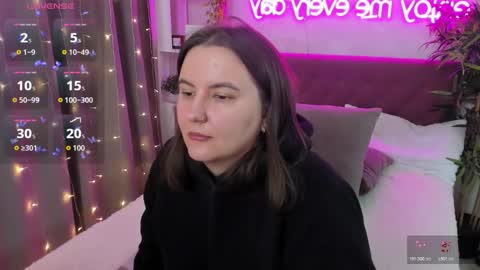 Snapshot of katyaneilson chatting on 02-06-26, 05:12 Kate online show from 02-06-26, 05:12