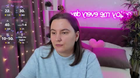 Snapshot of katyaneilson chatting on 03-06-26, 05:37 Kate online show from 03-06-26, 05:37