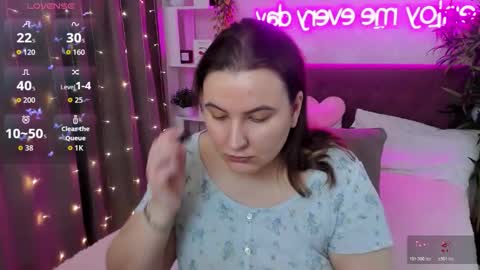 Snapshot of katyaneilson chatting on 03-13-26, 05:25 Kate online show from 03-13-26, 05:25