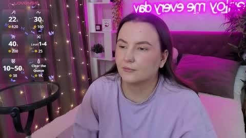 Snapshot of katyaneilson chatting on 03-14-26, 06:30 Kate online show from 03-14-26, 06:30