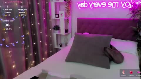 Kate online show from 04-26-26, 05:38