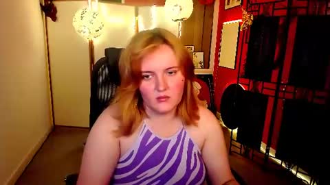 Snapshot of katybriggs chatting on 07-07-26, 06:47 Katy online show from 07-07-26, 06:47