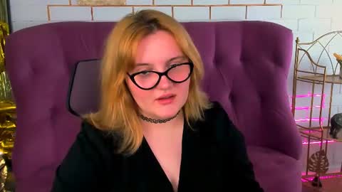 Snapshot of katybriggs chatting on 07-16-26, 05:46 Katy online show from 07-16-26, 05:46