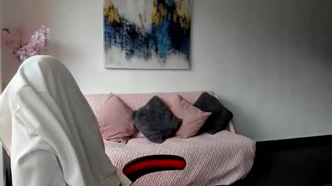 Snapshot of katydeliz chatting on 03-23-26, 04:33 katy deliz online show from 03-23-26, 04:33