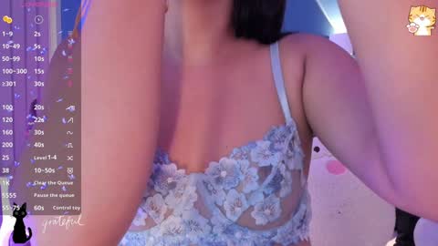 Snapshot of katyivanov chatting on 12-30-24, 07:42 Katya online show from 12-30-24, 07:42