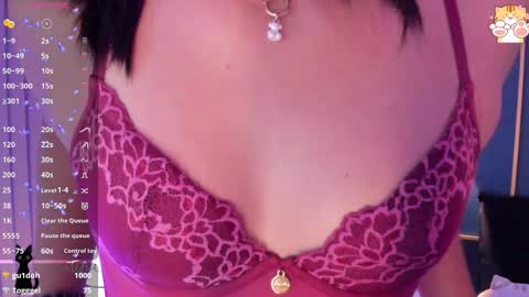 Snapshot of katyivanov chatting on 01-15-25, 11:19 Katya online show from 01-15-25, 11:19