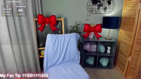 Snapshot of katymeaw chatting on 02-18-26, 01:23 katymeaw online show from 02-18-26, 01:23