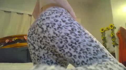 Katy online show from 01-24-25, 01:45