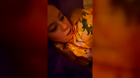 Snapshot of kawaiibelle chatting on 07-05-26, 04:30 KawaiiBelle online show from 07-05-26, 04:30