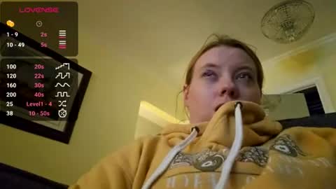 Snapshot of kawaiibelle chatting on 08-03-26, 02:54 KawaiiBelle online show from 08-03-26, 02:54