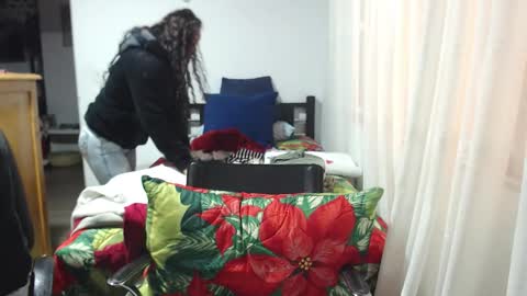 Snapshot of kawit1 chatting on 01-08-26, 03:47 Khawit online show from 01-08-26, 03:47